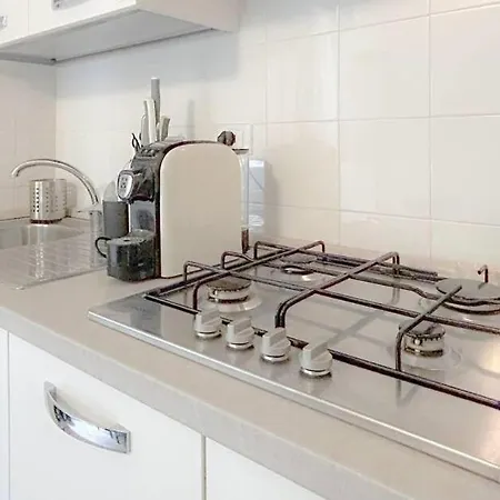 Casa Vico Mandorla Lägenhet Savona