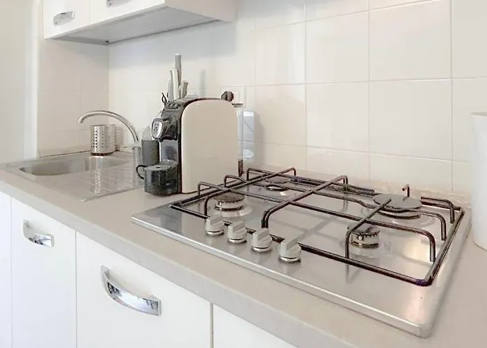 Casa Vico Mandorla Appartement Savona